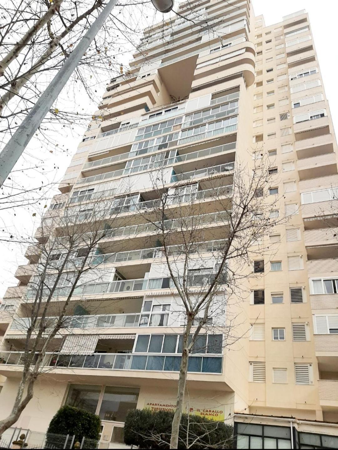 Vacanza Luxury Complex- Parking , Pool Only In The Summer , Rincon De Loix Apartment Benidorm Bagian luar foto