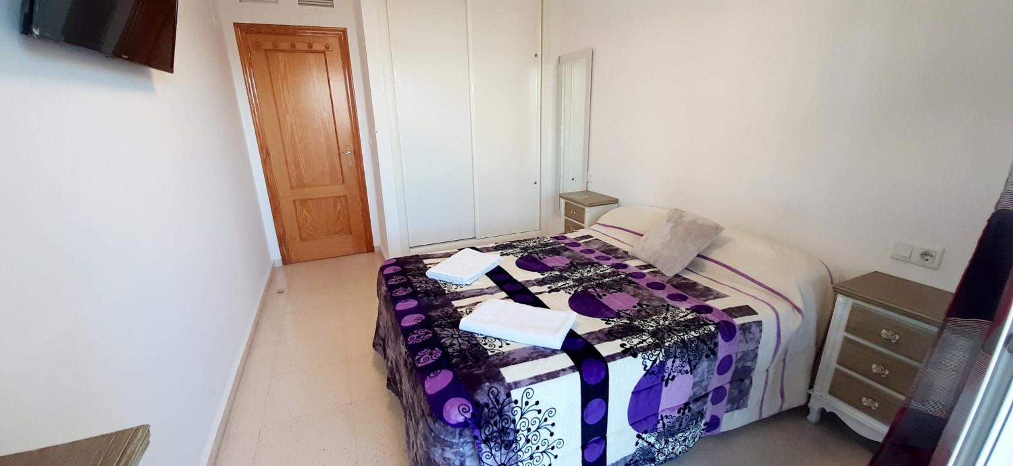 Vacanza Luxury Complex- Parking , Pool Only In The Summer , Rincon De Loix Apartment Benidorm Bagian luar foto